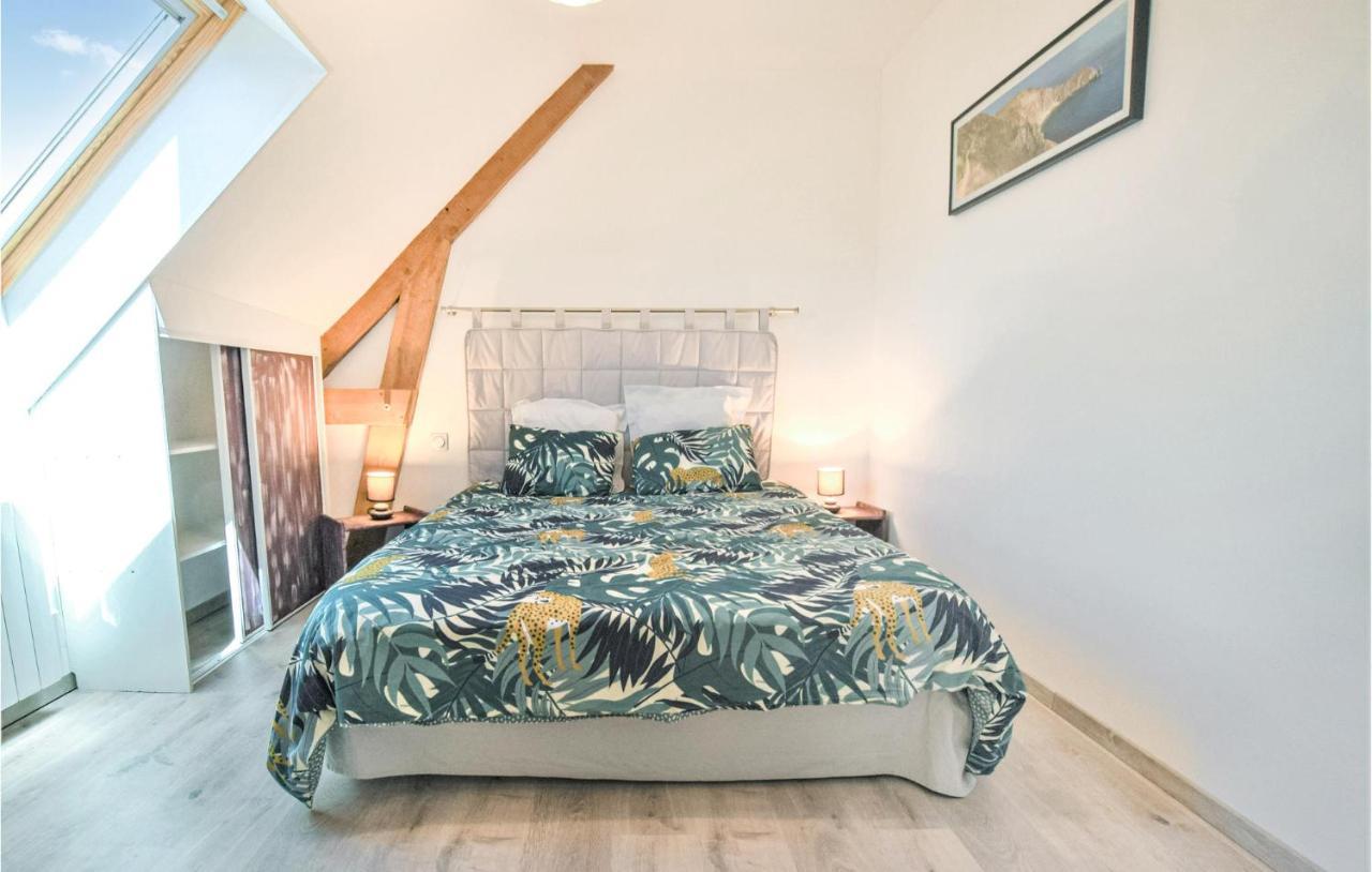 3 Bedroom Beautiful Home In Créances Exteriör bild