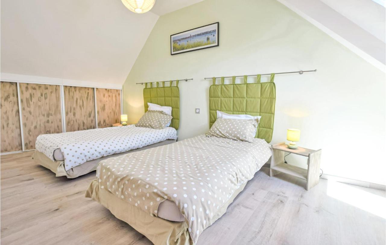 3 Bedroom Beautiful Home In Créances Exteriör bild